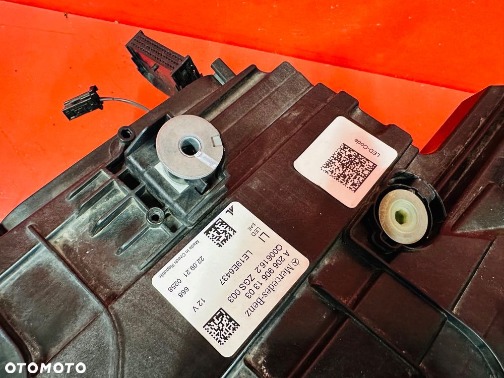 LAMPA LEWA MERCEDES W206 FULL LED  USA AMERYKA - 5