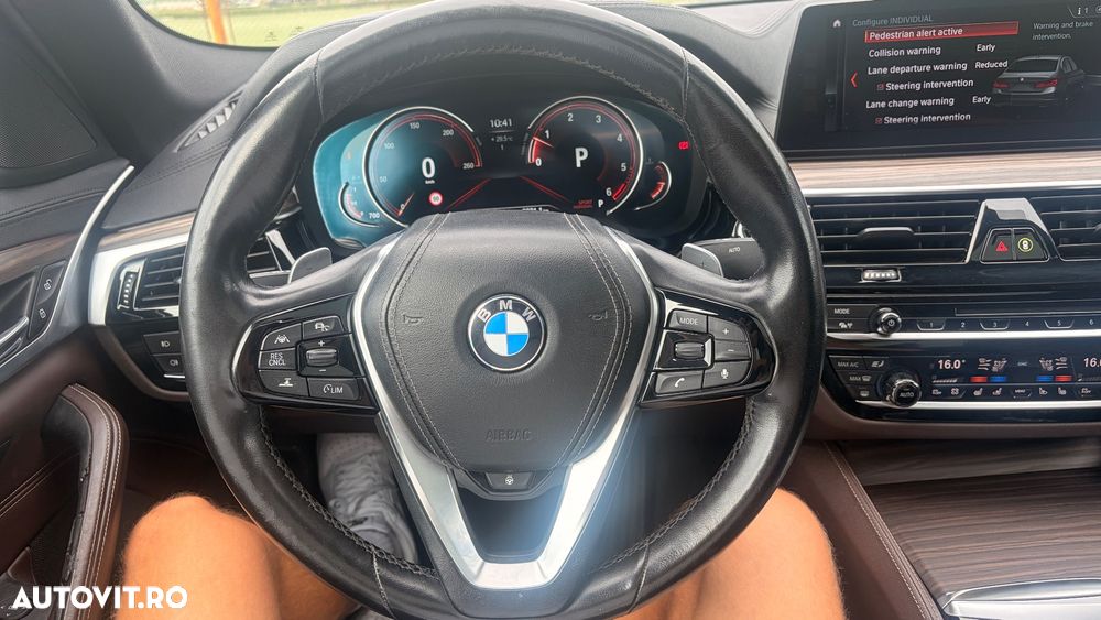 BMW Seria 5 530d AT - 11