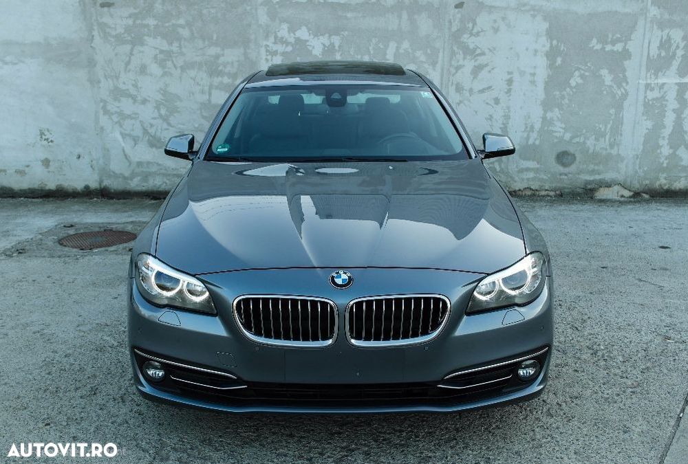 BMW Seria 5 525d xDrive Aut. Luxury Line - 2