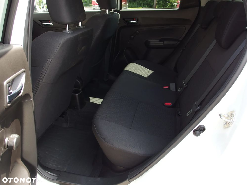 Suzuki Swift 1.2 Dualjet SHVS Premium Plus - 19