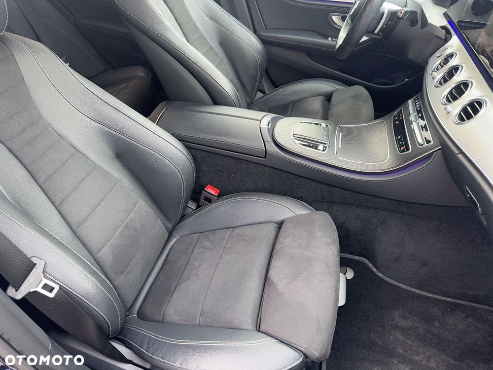 Mercedes-Benz Klasa E 220 d 4-Matic AMG - 27