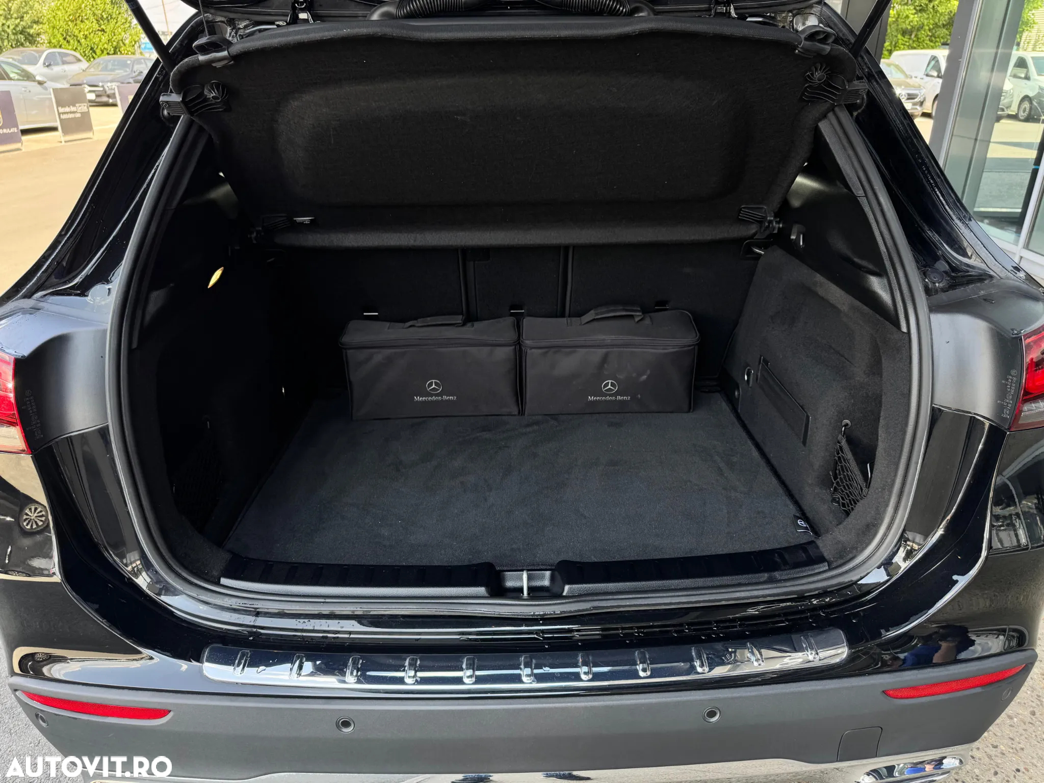 Mercedes-Benz GLA 250 e 8G-DCT Progressive - 25