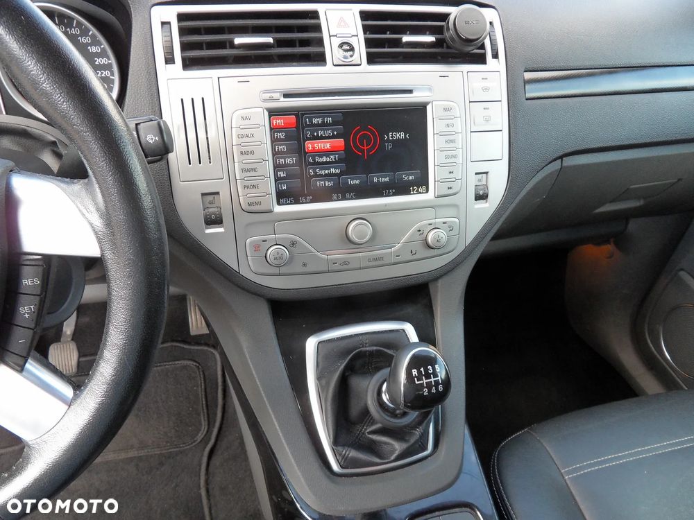 Ford Kuga 2.0 TDCi 2x4 Titanium - 17
