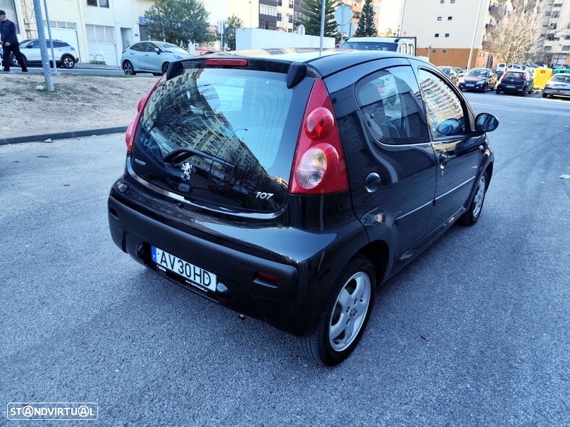 Peugeot 107 1.0 Active - 18