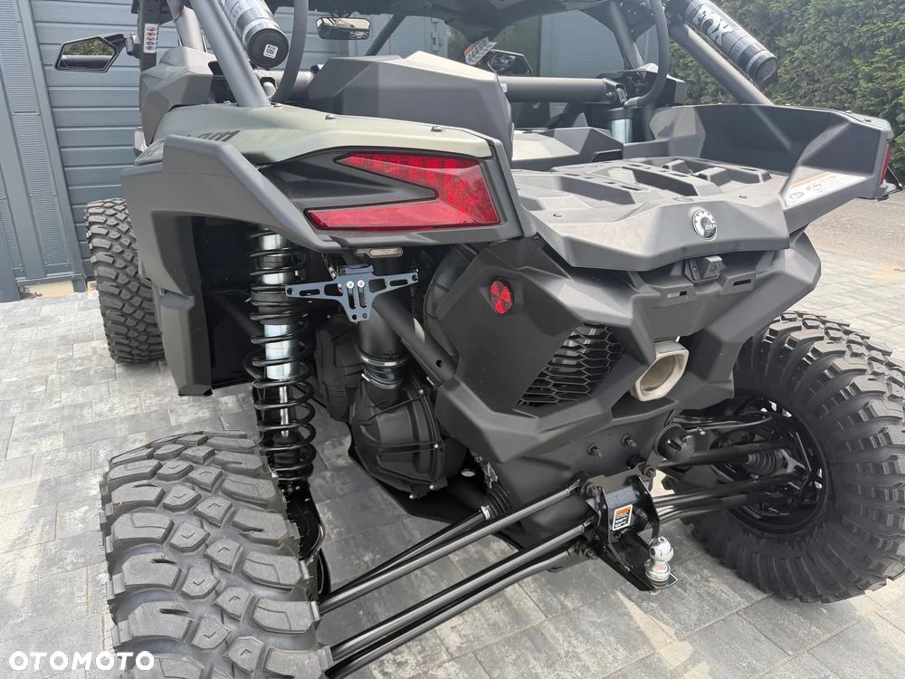Can-Am Maverick - 9