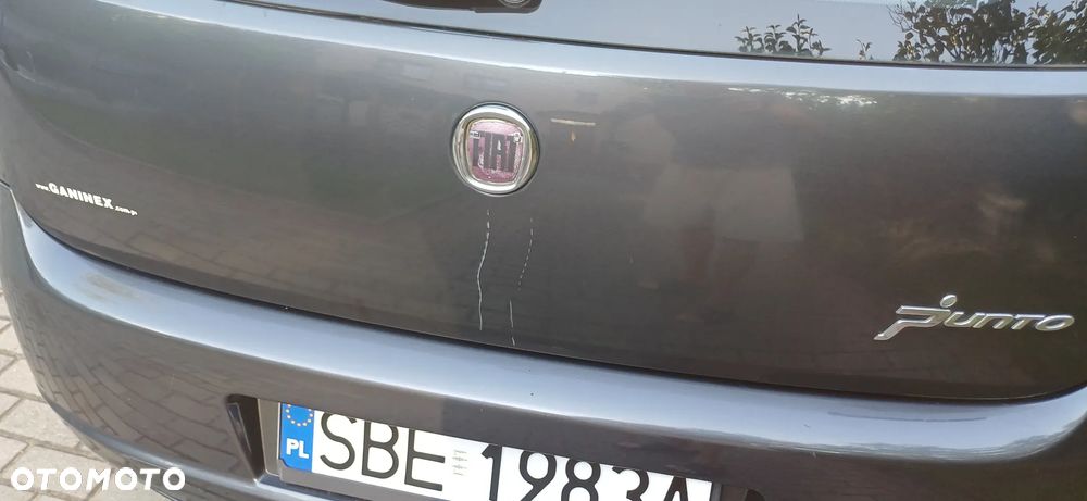 Fiat Grande Punto Actual 1.4 8V Estiva Blue&Me - 10