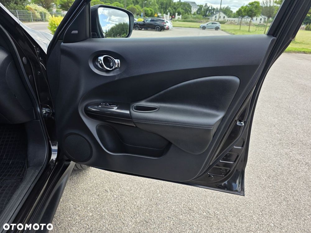 Nissan Juke 1.6 N-Connecta - 23