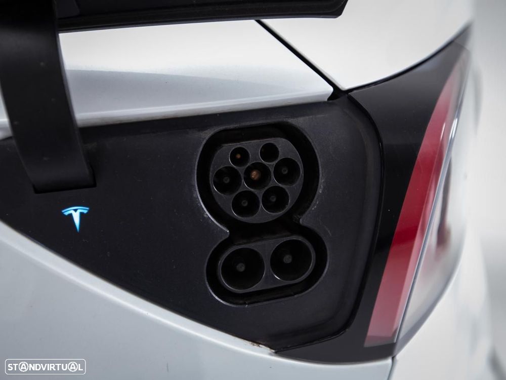 Tesla Model 3 Long Range Tração Integral - 16