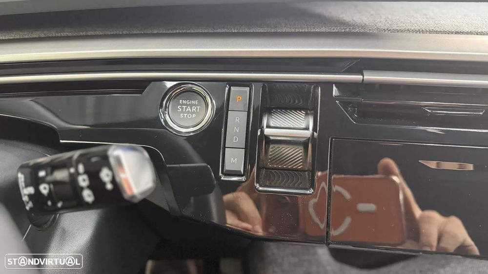 Peugeot 5008 Hybrid 145 e-DSC6 Allure - 17