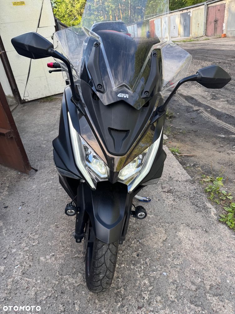 Kymco AK 550 - 3