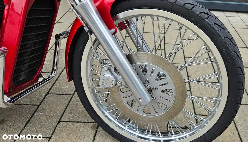 Suzuki VS - 13