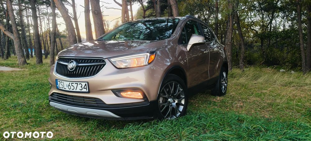 Buick Encore - 2