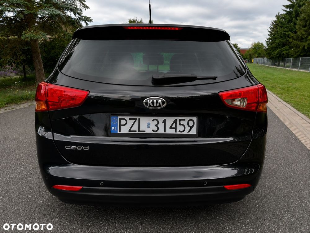 Kia Ceed 1.4 CVVT Dream-Team Edition - 7