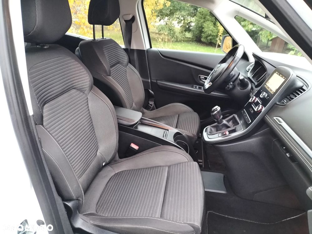 Renault Scenic ENERGY TCe 130 INTENS - 21