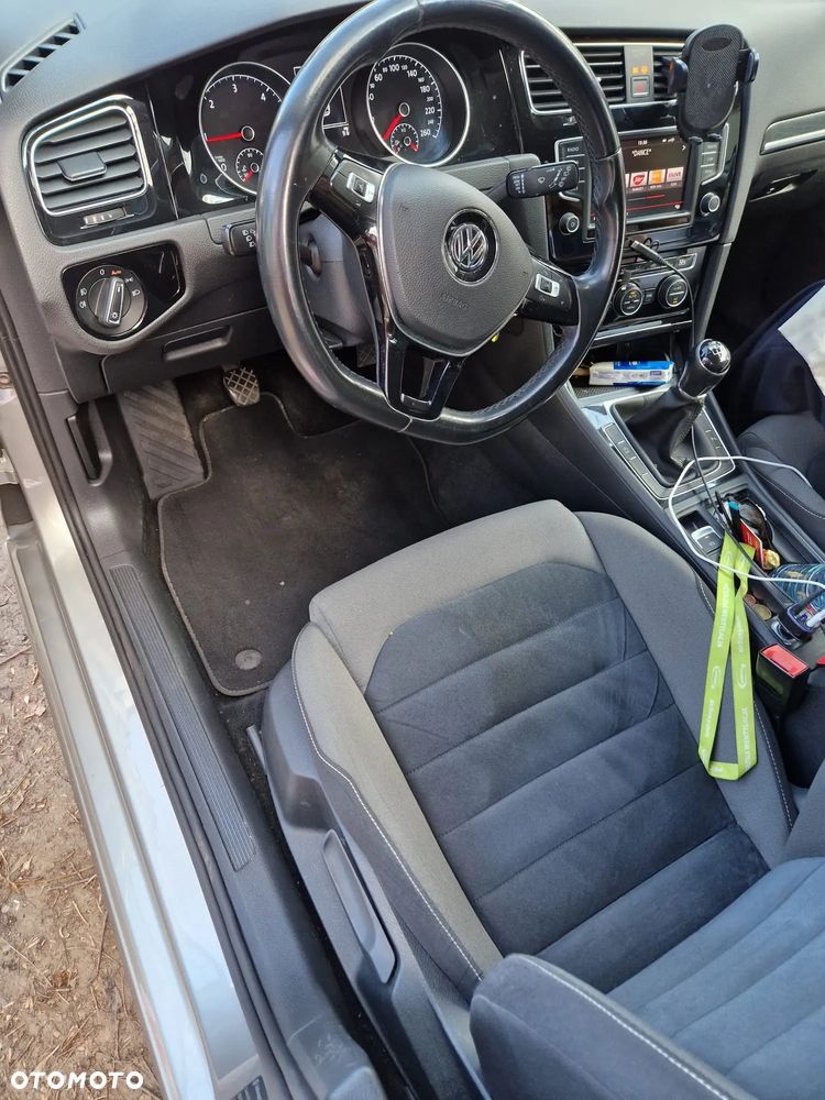 Volkswagen Golf 2.0 TDI SCR Highline - 10