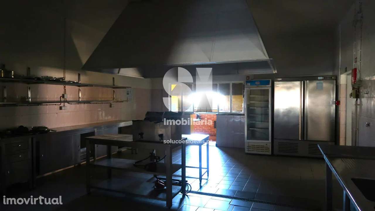 Restaurante,café e Habitação - Grande imagem: 3/38