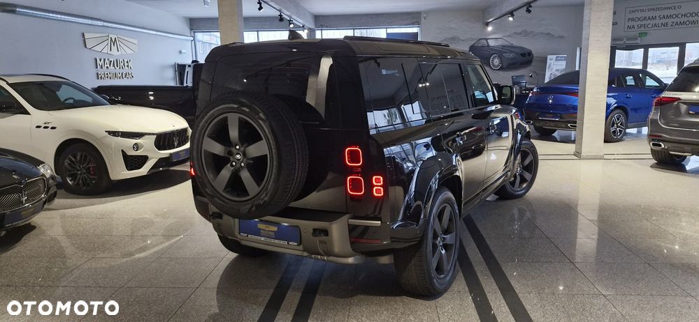 Land Rover Defender 3.0 D250 mHEV X-Dynamic HSE - 17