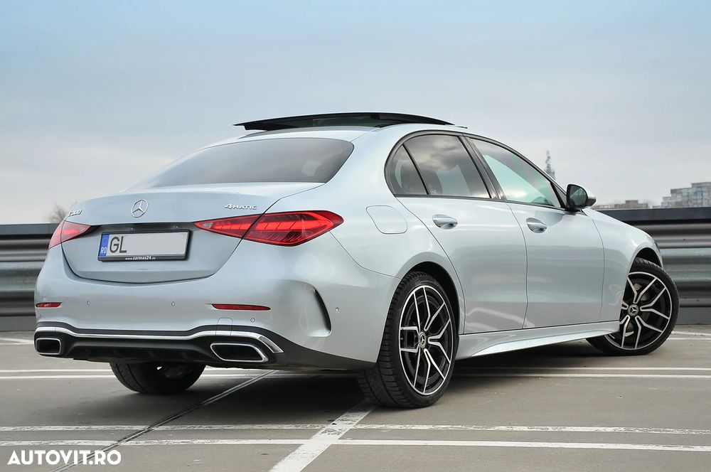 Mercedes-Benz C 300 4MATIC 9G-TRONIC AMG Line - 4