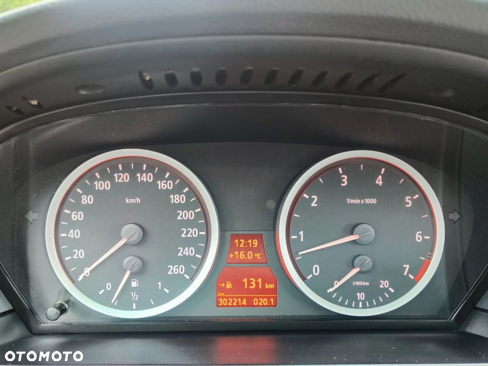 BMW Seria 5 - 12