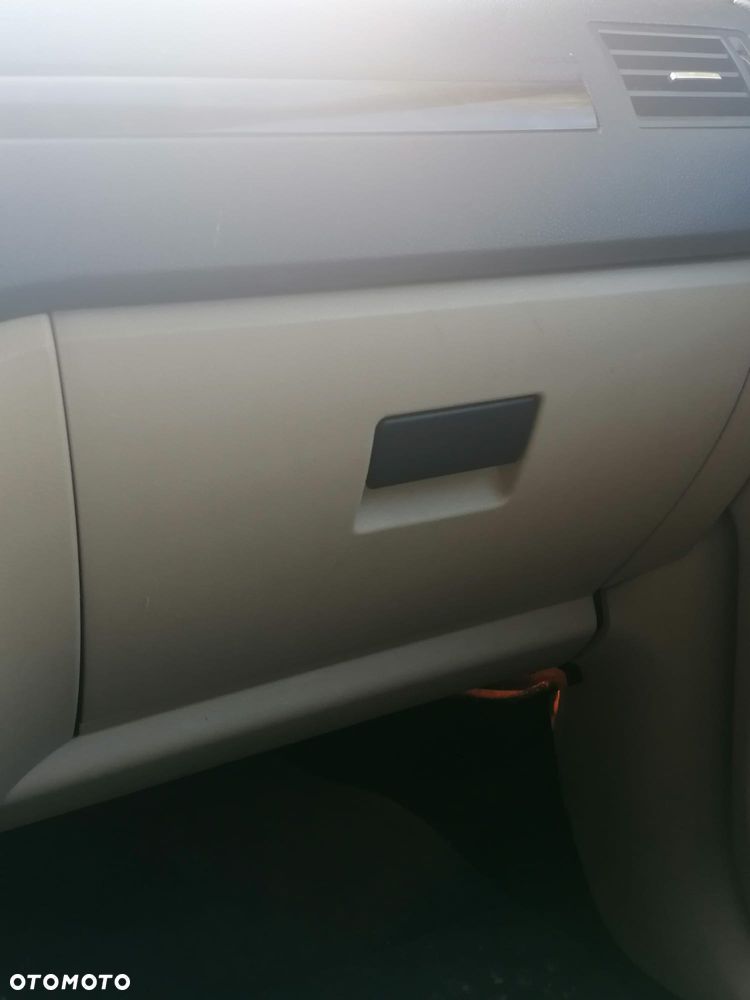 Ford Focus C-Max 1.6 TDCi Ambiente - 21