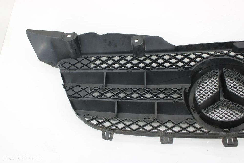 Mercedes Sprinter Grill Atrapa - 11
