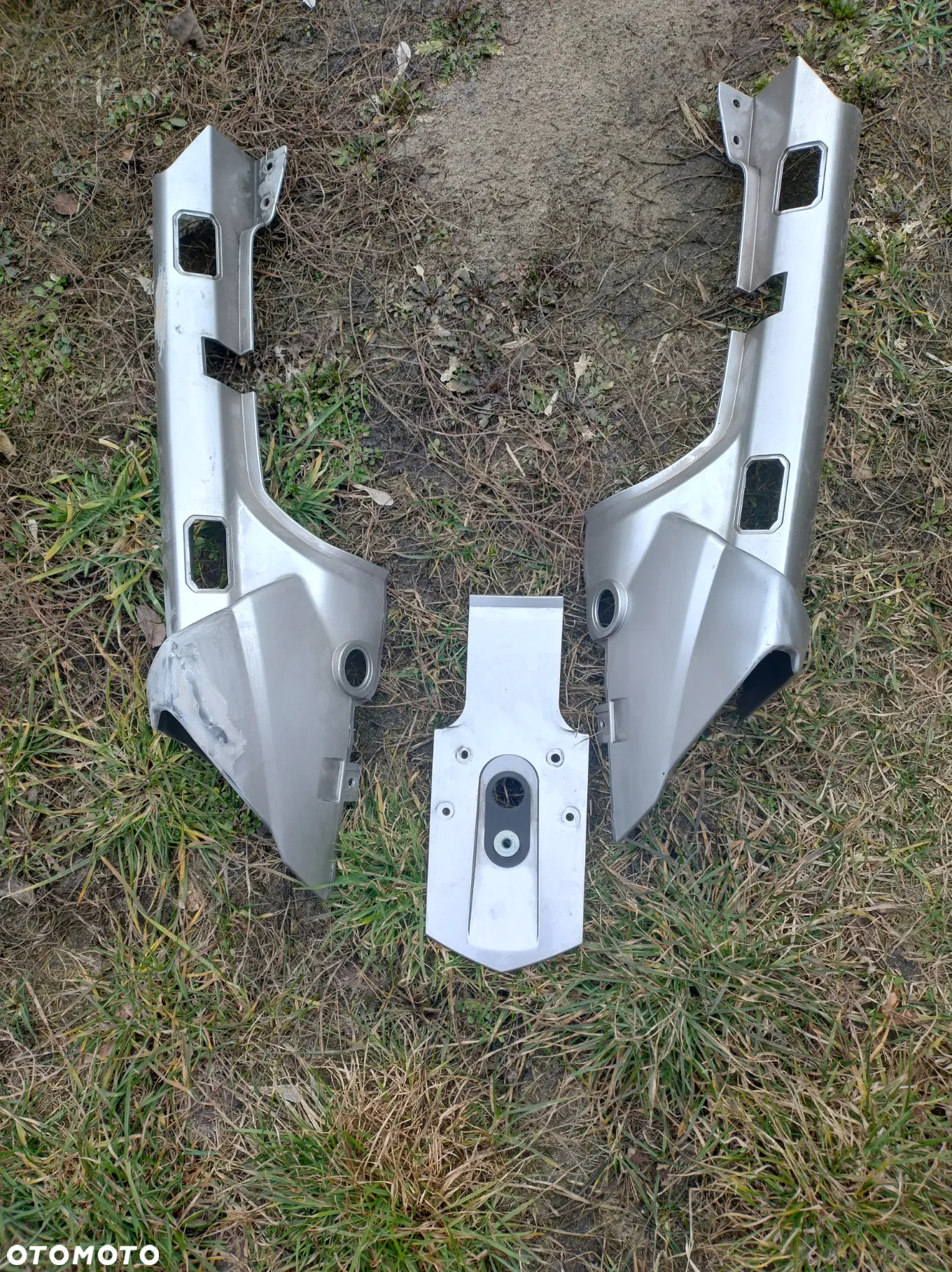 Yamaha FJR  1300 tdm mt tracer kufry siedzenie oryginał siodło bagażnik rączki szyba lusterko zaślepki szyby osłona zaślepki szyby  po 2006 r uchwyt podwyższenie lusterek zadupek - 6