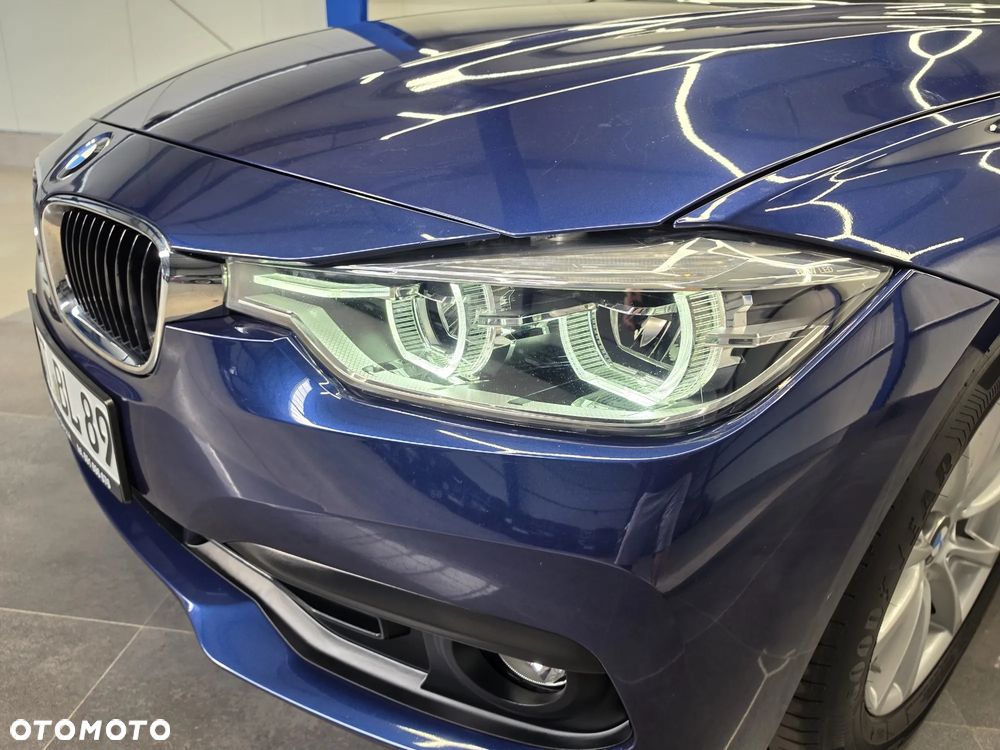 BMW Seria 3 318d Advantage - 27
