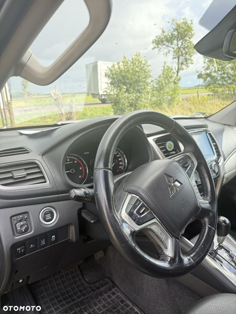 Mitsubishi L200 - 5