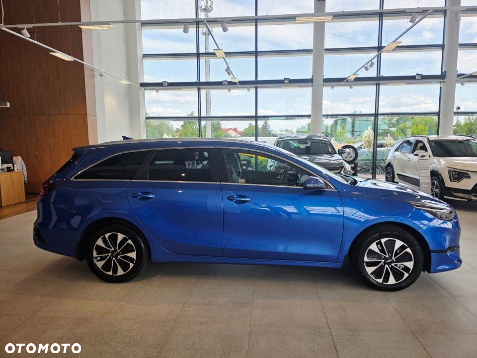 Kia Ceed - 3