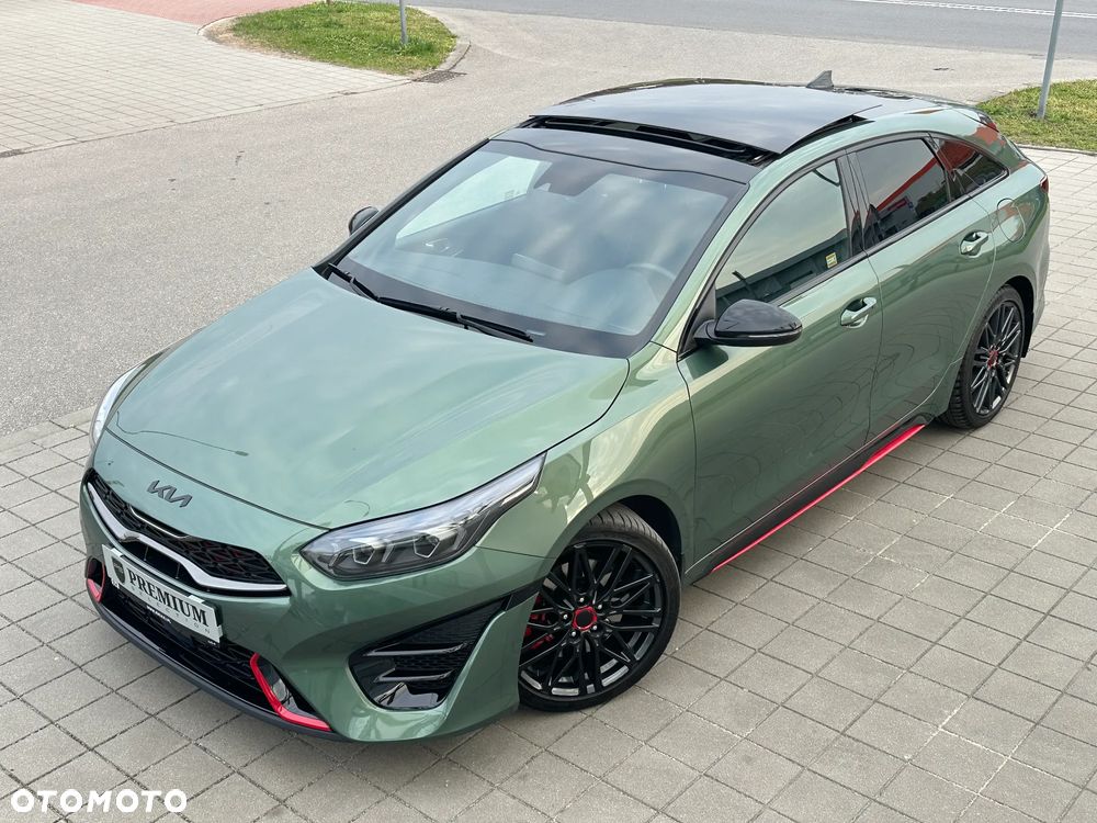 Kia ProCeed - 12