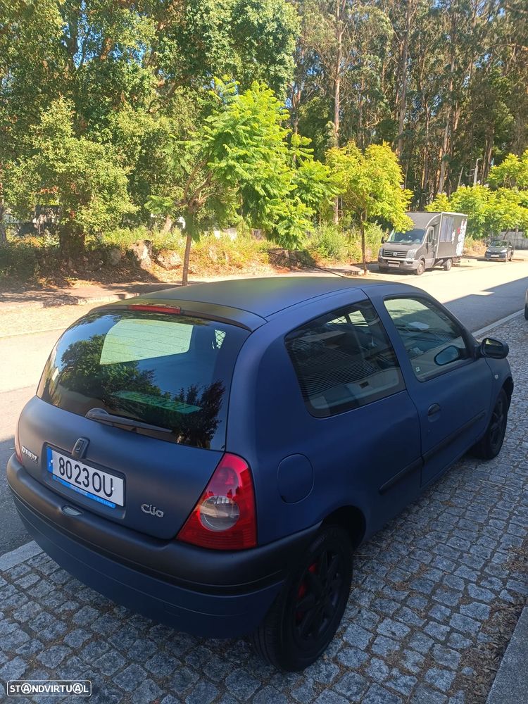 Renault Clio II - 7