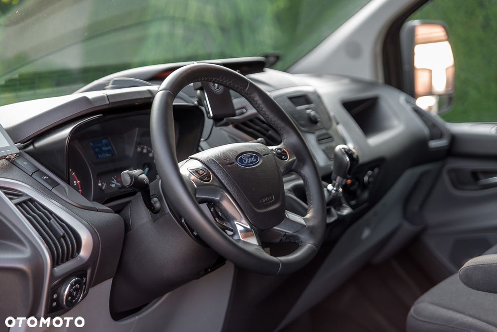 Ford Transit Custom - 19
