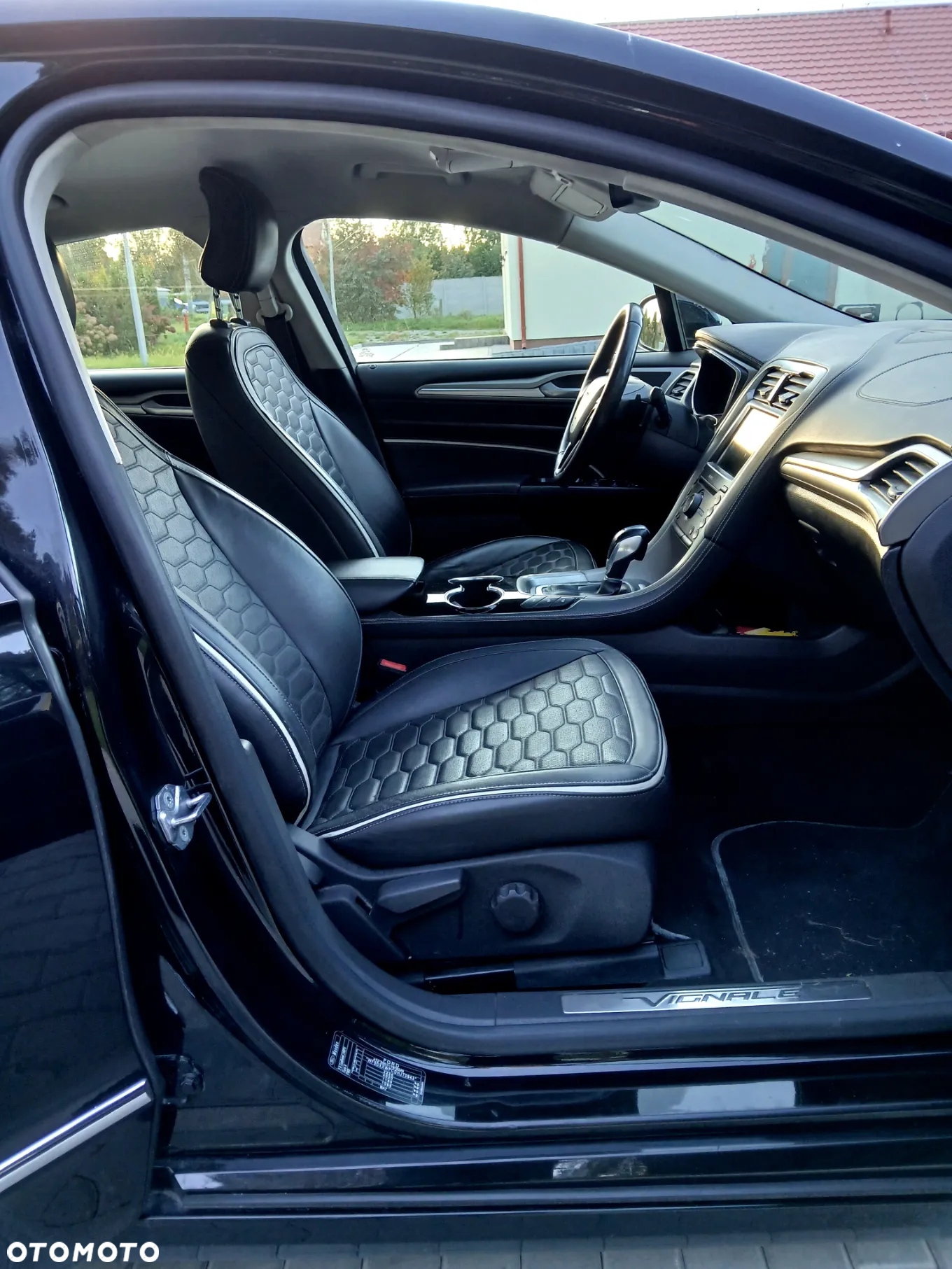 Ford Mondeo Vignale 2.0 EcoBoost - 6