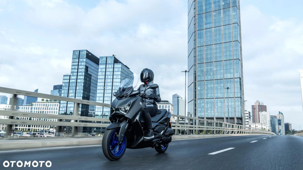 Yamaha X-max - 3