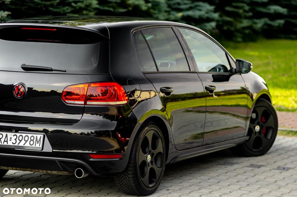 Volkswagen Golf 2.0 TSI GTI - 11