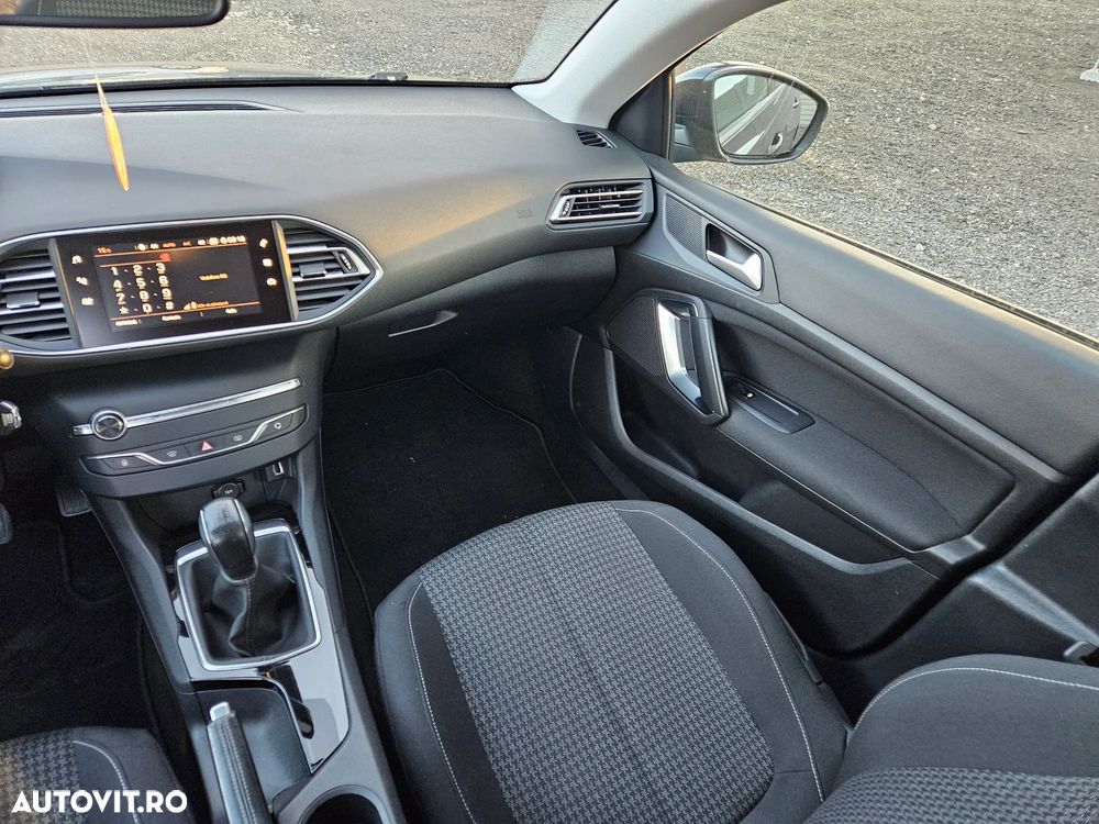 Peugeot 308 SW BlueHDi 100 Stop & Start Business-Line - 8