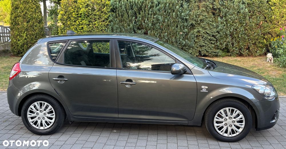 Kia Ceed 1.4 CVVT Vision - 23