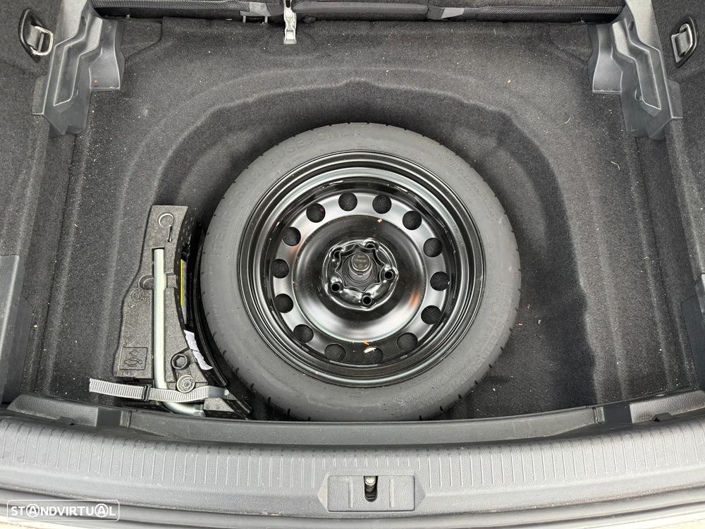 VW Golf 1.6 TDi GPS Edition - 17