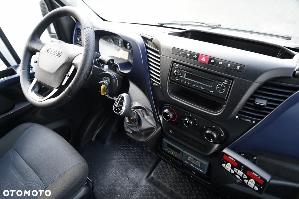 Iveco DAILY 35-150 / CHŁODNIA / AGREGAT PULSOR 400 MT / MULTITEMPERATURA  / ŚCIANA GRODZIOWA /  Sprowadzony - 26