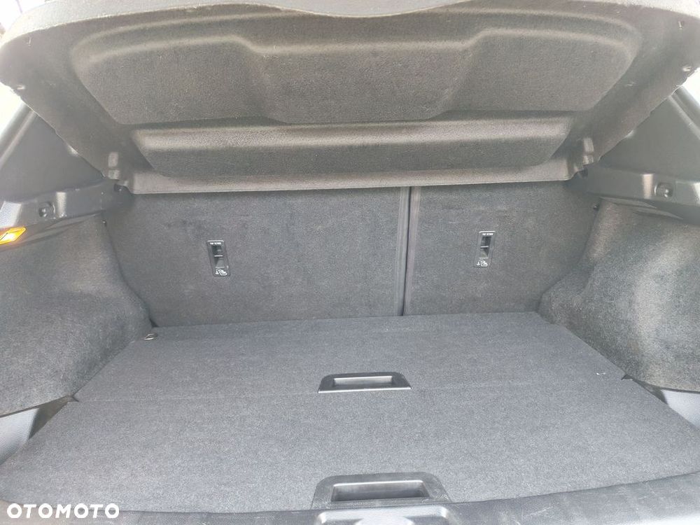 Nissan Qashqai 1.5 dCi DPF 360 - 22