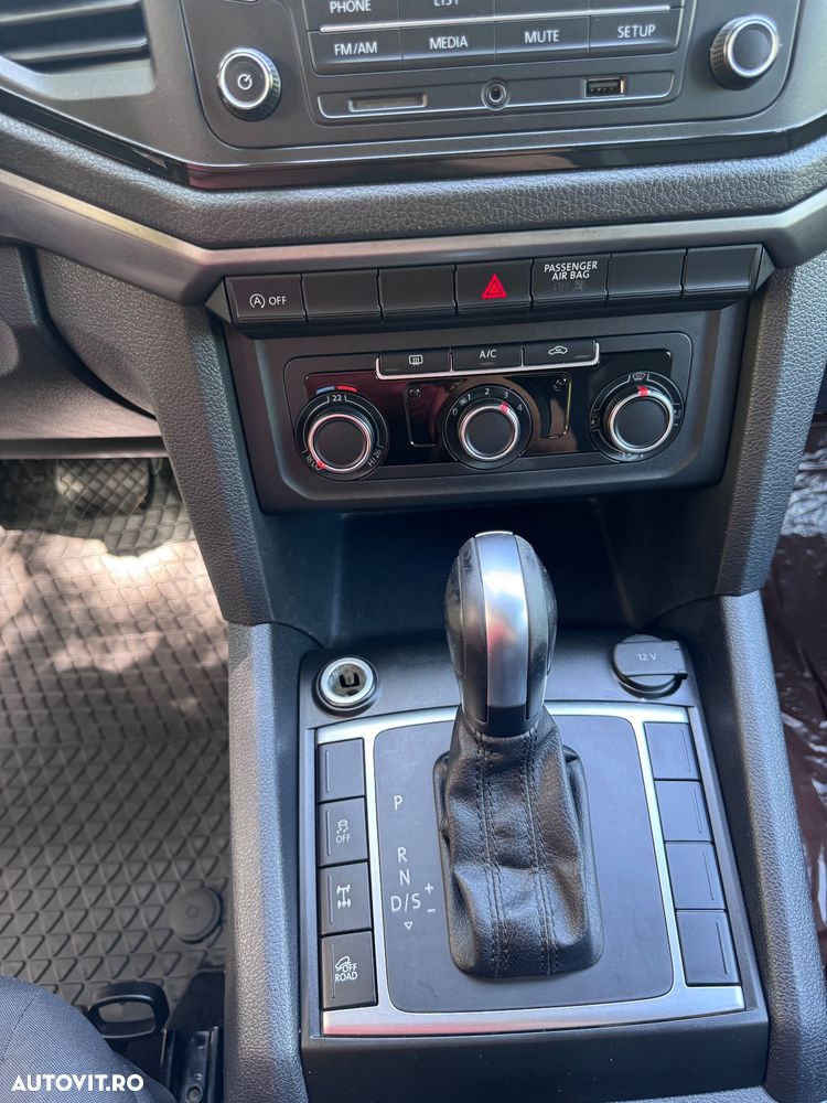 Volkswagen Amarok 4M Comfortline Aut. - 7