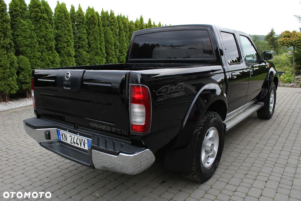 Nissan Pickup Navara - 4