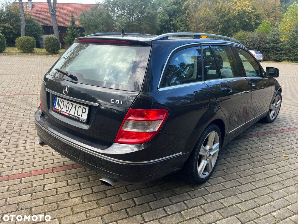 Mercedes-Benz Klasa C 320 CDI DPF 7G-TRONIC Elegance - 3