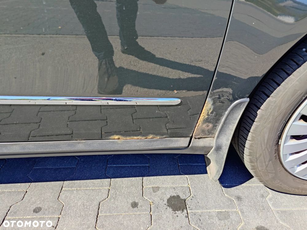 Volkswagen Passat 2.0 TDI DPF Comfortline - 17