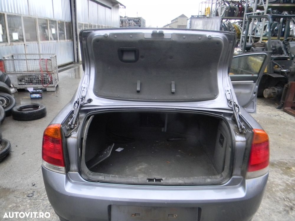 Dezmembrari  Opel VECTRA C  2002  > 2009 2.2 DTI Motorina - 45