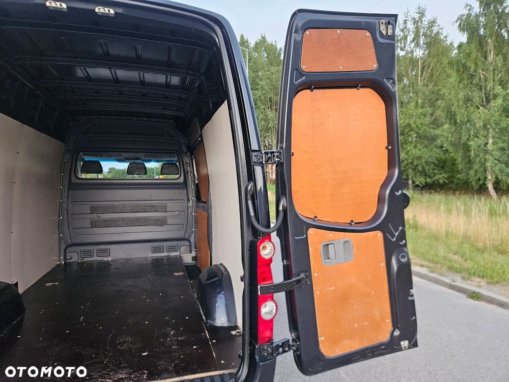 Volkswagen Crafter - 12