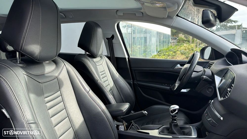 Peugeot 308 SW 1.2 PureTech Style J17 - 8