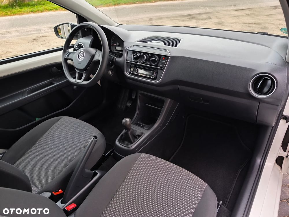 Volkswagen up! club - 27