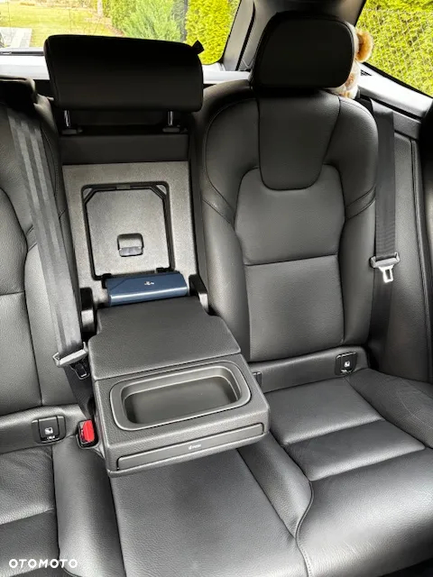 Volvo XC 60 B4 B R-Design - 28