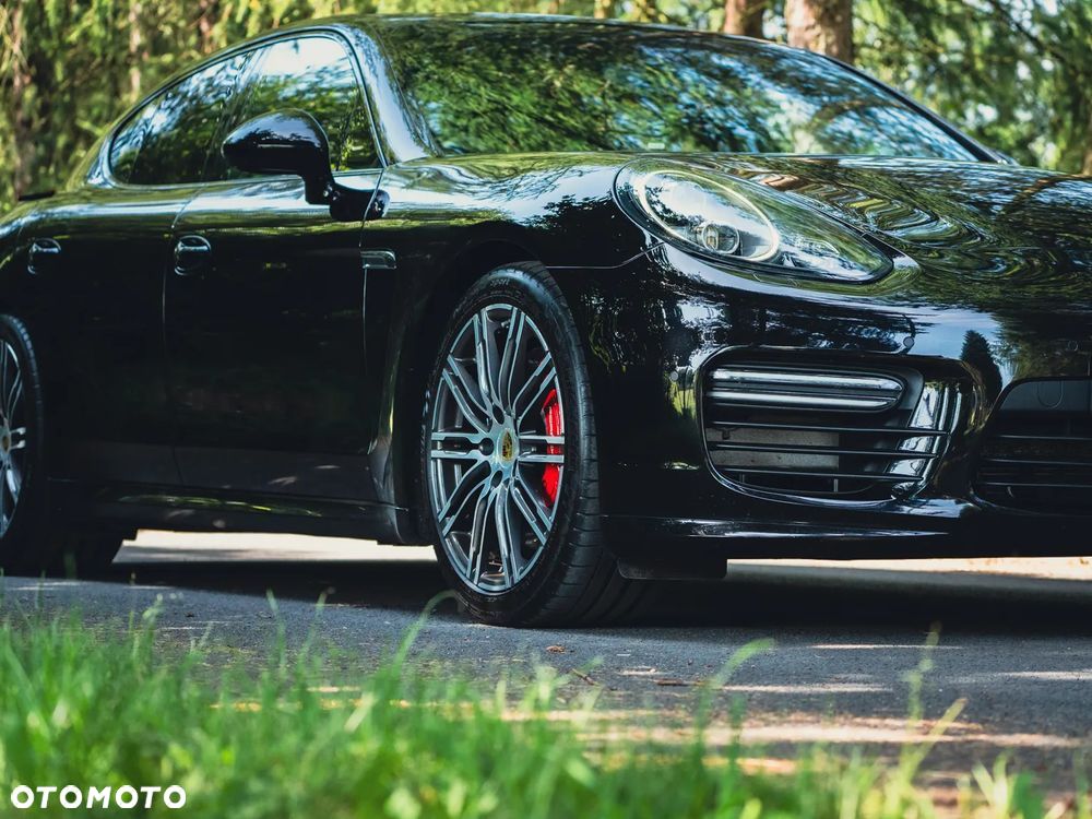 Porsche Panamera GTS - 6